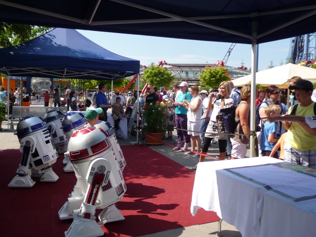 Our booth provided a photo opportunity for every one who wanted to take a picture with R2.