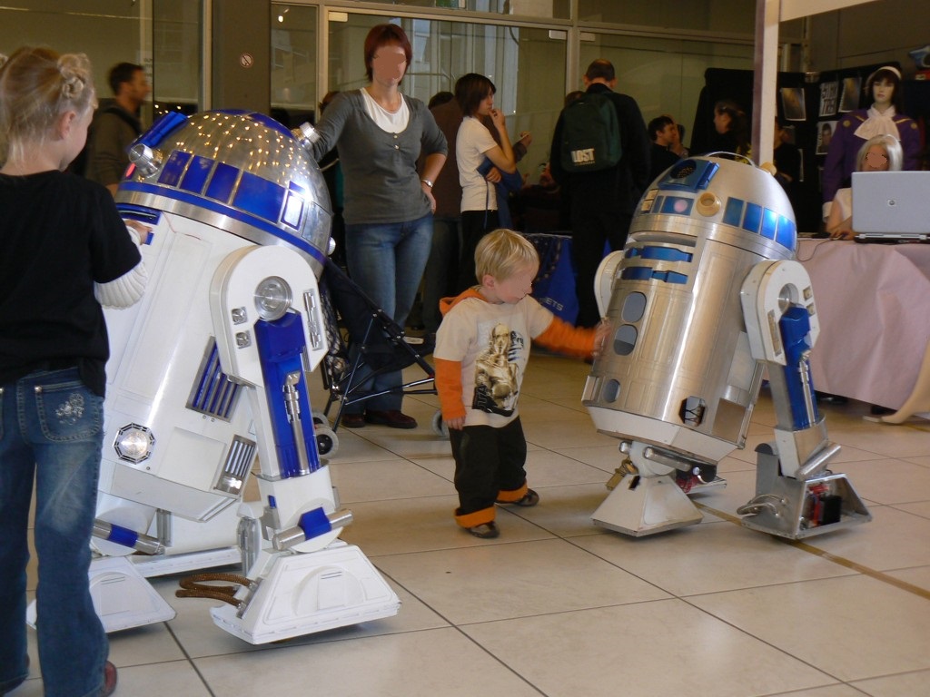 {short description of image}