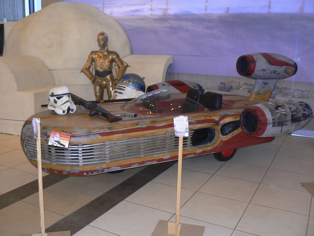 {short description of image}