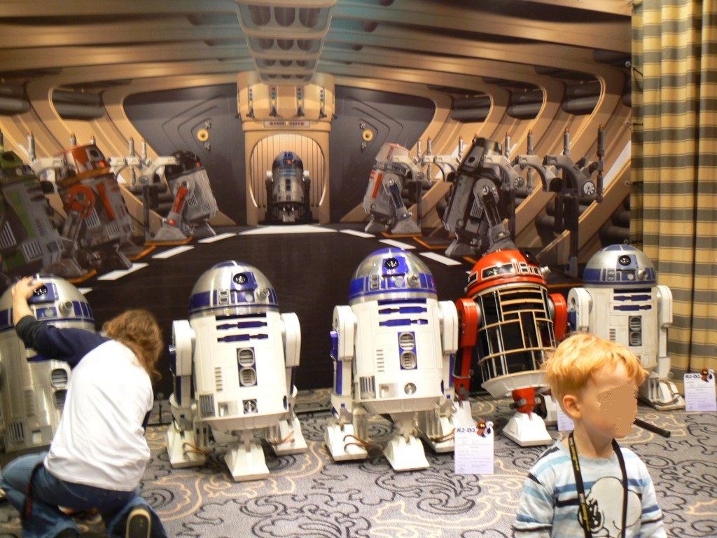 {short description of image}