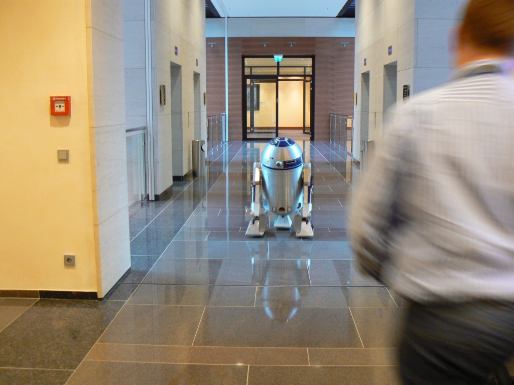 {short description of image}